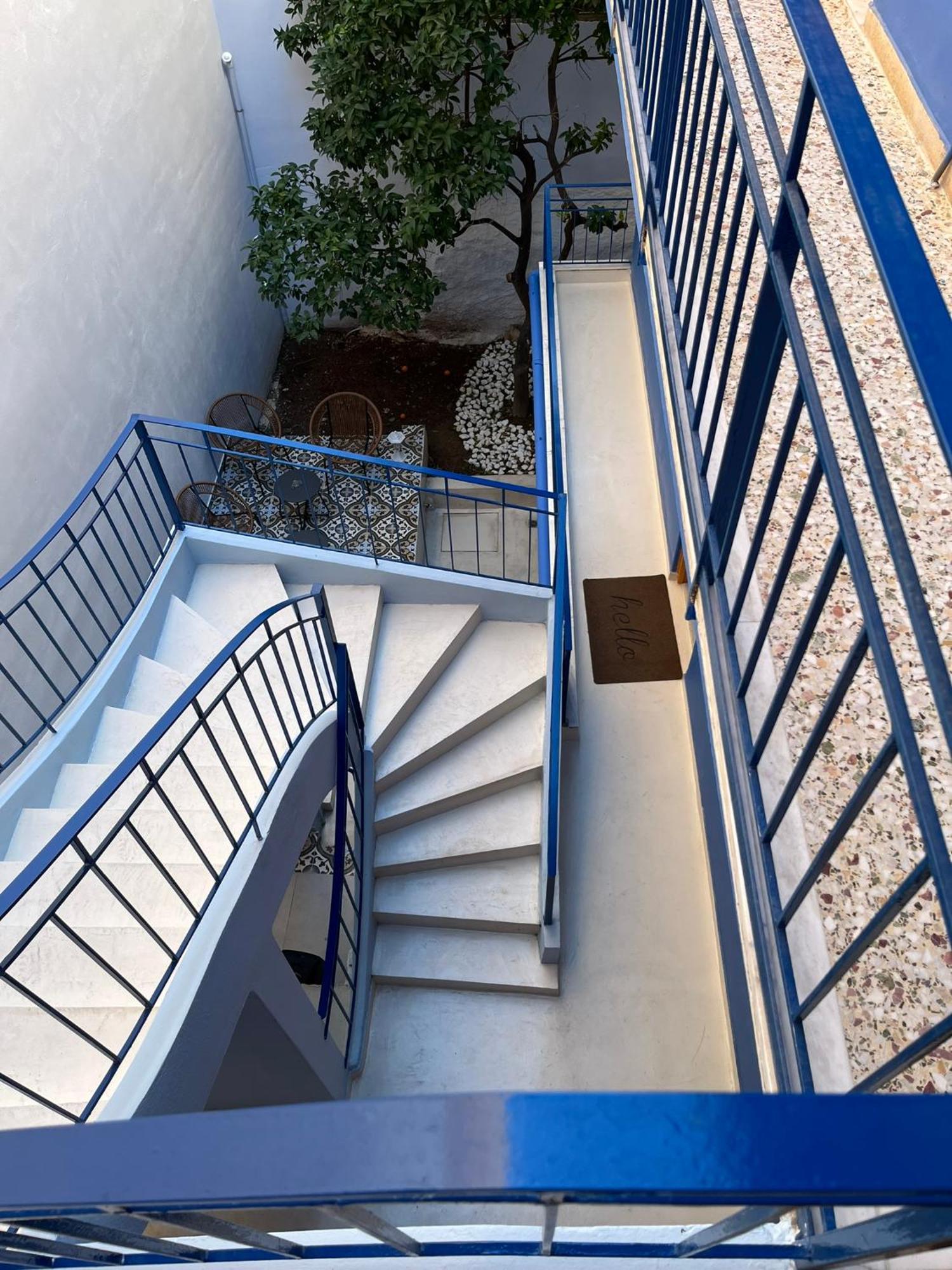 الشقق الفندقية The Blue House أثينا المظهر الخارجي الصورة