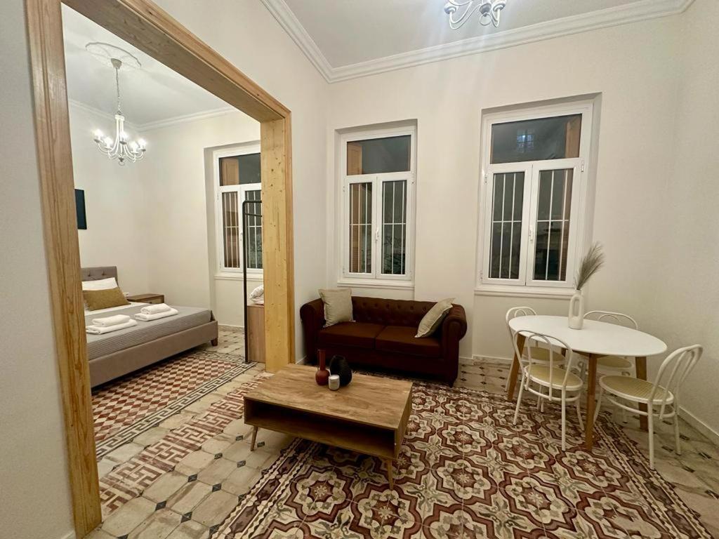 الشقق الفندقية The Blue House أثينا المظهر الخارجي الصورة